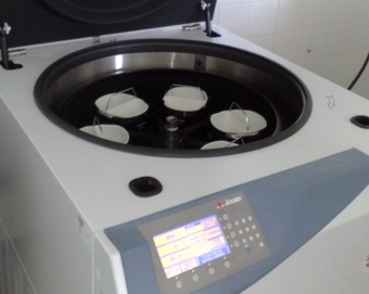 CENTR�FUGA REFRIGERADA